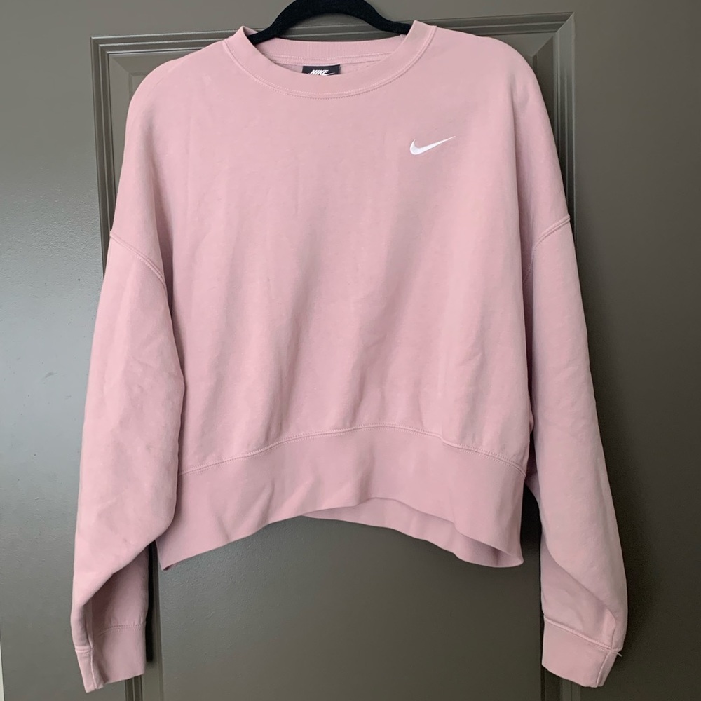 Cropped Nike Sweatshirt